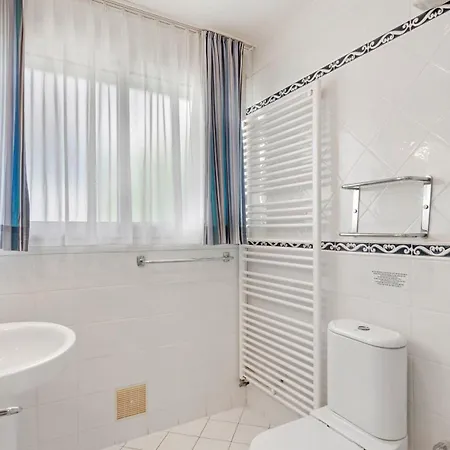 Les Tourelles Apart Otel