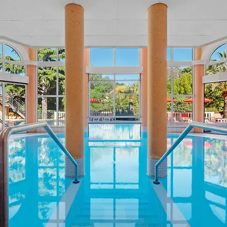 Les Tourelles Aparthotel