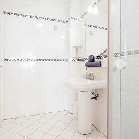 Lägenhetshotell Les Tourelles 3*