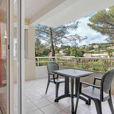 Aparthotel Residence Les Tourelles 3*