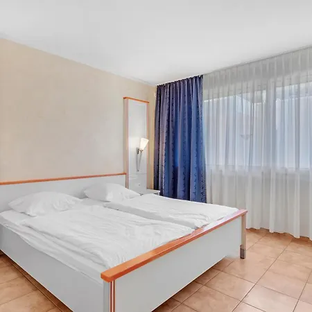 Aparthotel Residence Les Tourelles 3*