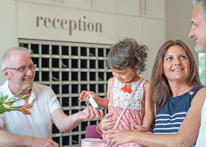 Les Tourelles מלון דירות סן-מקסים